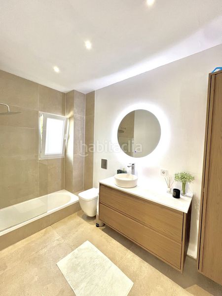 Foto f2d7b33f-2da1-4344-b416-0d5deb2a21a4. Casa amb aparcament piscina a Elviria Marbella