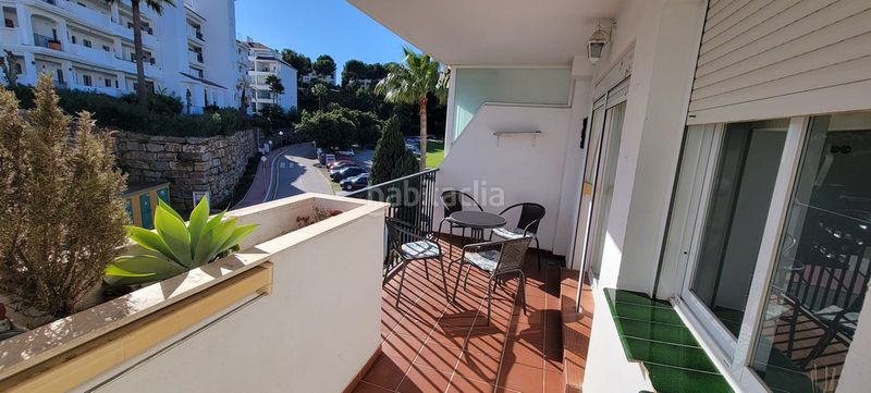 Foto b3ff3f2c-c8dc-4971-b7a5-3c04e3c7279c. Apartament amb aparcament piscina a Riviera del Sol Mijas
