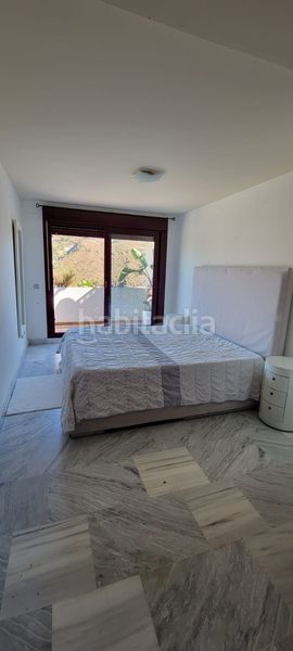 Foto 4aa6c89b-0b65-436c-a949-af3d78d9de0a. Àtic amb aparcament piscina a Los Flamingos Benahavís