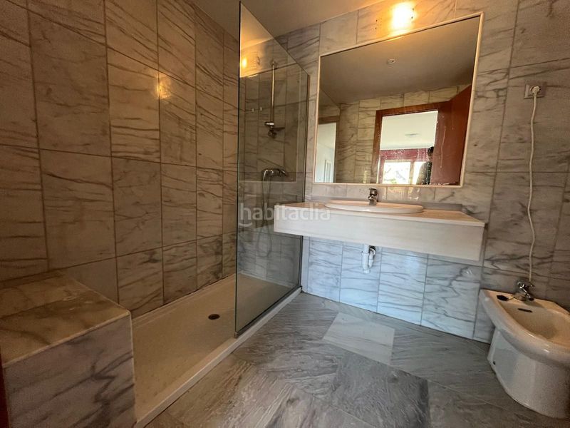 Foto 4173109d-160c-42f2-99ee-cbef23bd6423. Apartament amb aparcament piscina a Los Flamingos Benahavís
