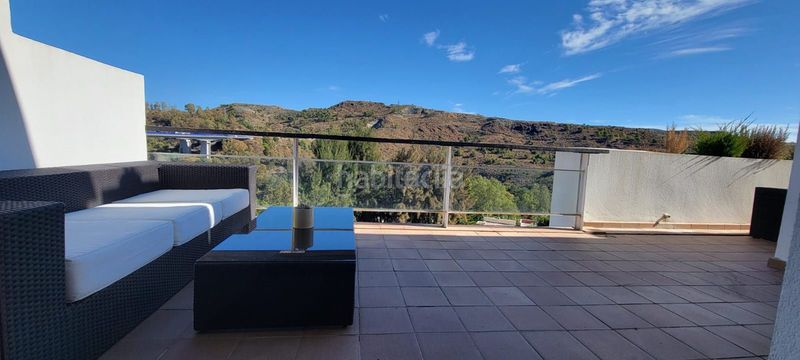 Foto 4cb8bb28-30ee-4a3a-820e-21a92daaeb6c. Apartament amb aparcament piscina a Los Flamingos Benahavís