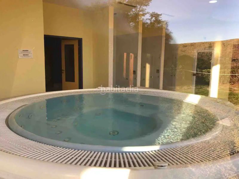 Foto 803ba9da-5577-497f-a5c1-c27e1955fd6a. Casa amb aparcament piscina a Los Flamingos Benahavís