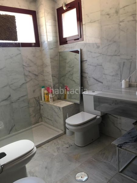 Foto f3fd5a91-f88c-40ef-819d-5256d52f68f8. Casa amb aparcament piscina a Los Flamingos Benahavís