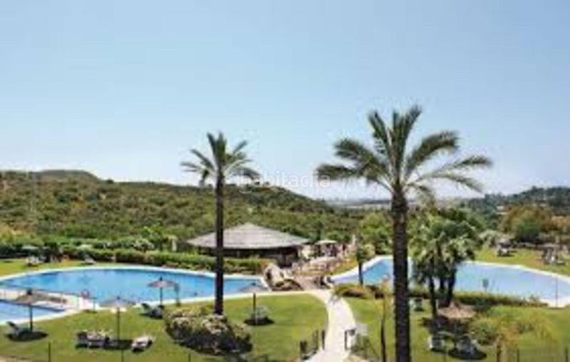 Foto f8761b9f-7b0a-4578-9834-68cb047dca64. Casa amb aparcament piscina a Los Flamingos Benahavís