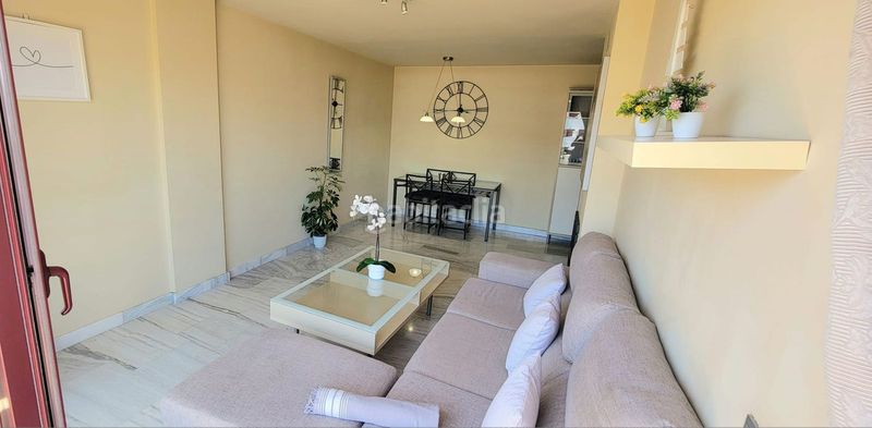 Foto 90f5efd8-42c3-4438-919b-1ae8468f88e6. Apartament amb aparcament piscina a Los Flamingos Benahavís