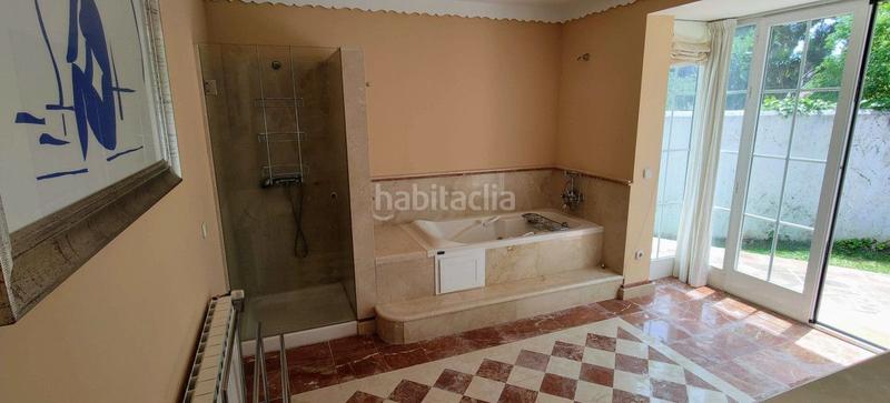 Foto 198b2726-c1ab-4fc2-b549-b6b97b439313. Chalet en Guadalmina Baja Marbella