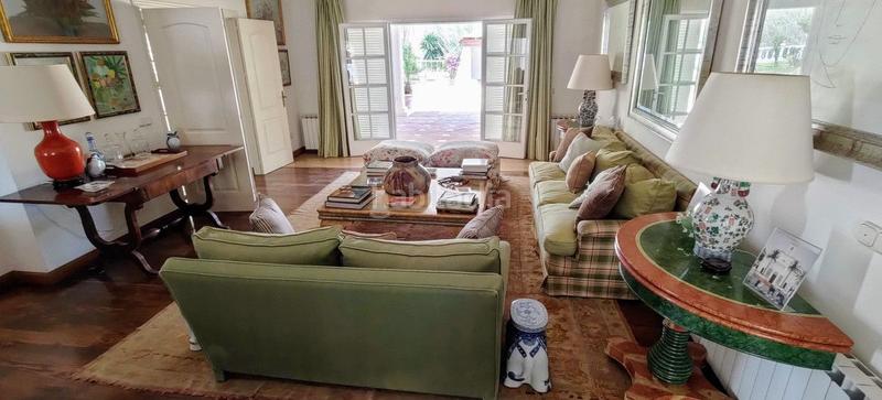 Foto ab458a35-2295-4425-bc0c-5d776752559a. Chalet en Guadalmina Baja Marbella