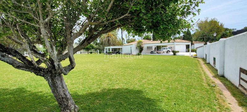 Foto c32715d5-2db3-444f-9394-984ad3c61129. Chalet en Guadalmina Baja Marbella