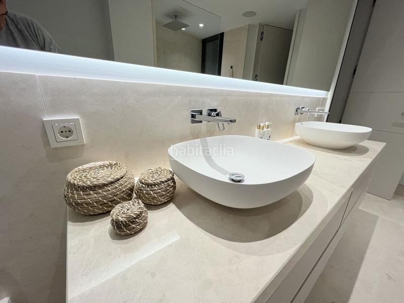 Foto 2918b3b5-fce9-4fa7-bc4e-f1dd02057ed5. Chalet en Divina Pastora Marbella