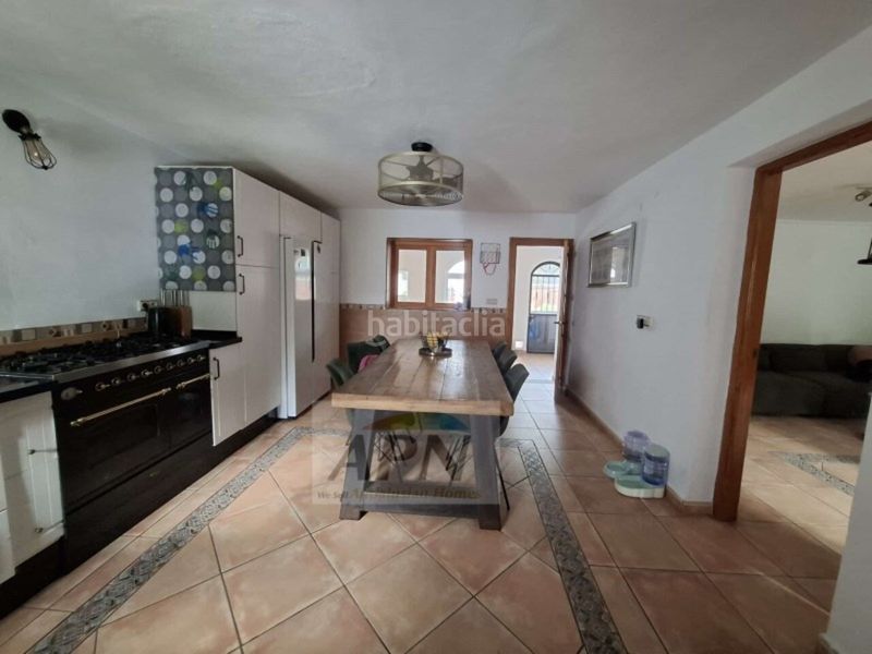 Foto 0164046f-68b9-4fca-b427-bdac2e7148e9. Masia a Álora