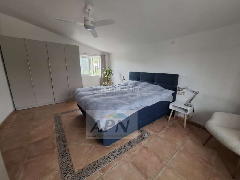 Foto b4f5a8e8-7382-44de-ae1e-f674fbea57bb. Masia a Álora