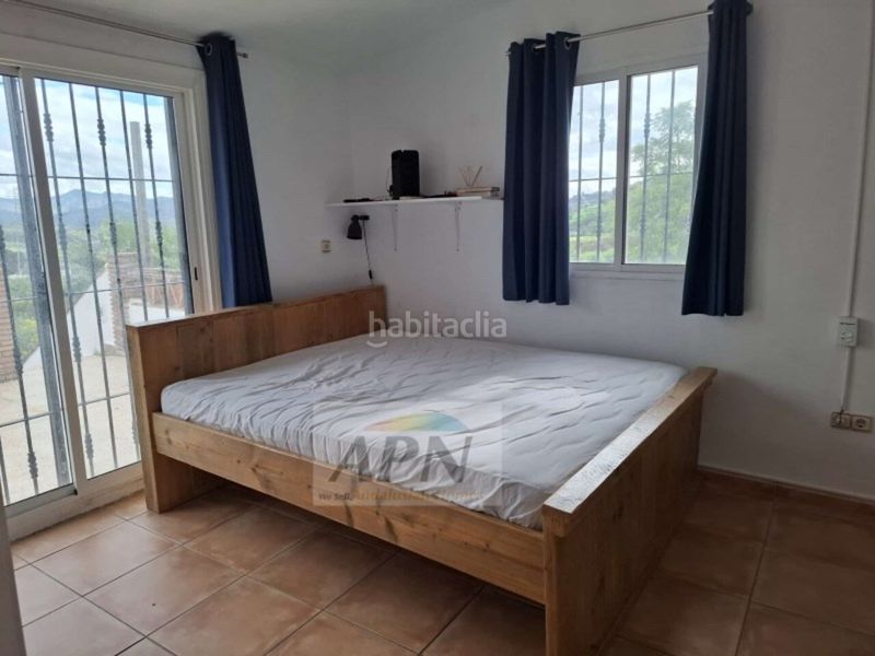 Foto fb99fc6a-97b6-4975-aabd-8d042b0799e0. Masia a Álora