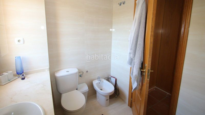 Foto 1cc5068b-ac36-44e5-a896-be6d869e4748. Casa amb aparcament a Los Pacos Fuengirola