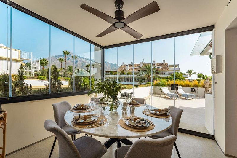 Foto 884d2a93-0c4c-4301-bed9-c4d7a0a5e975. Ático en Guadalmina Baja Marbella