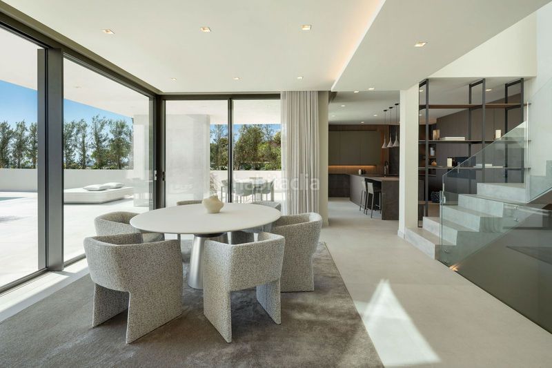 Foto 5185df9c-065b-4613-ac0b-995c99e9ca8a. Casa amb piscina a Los Flamingos Benahavís