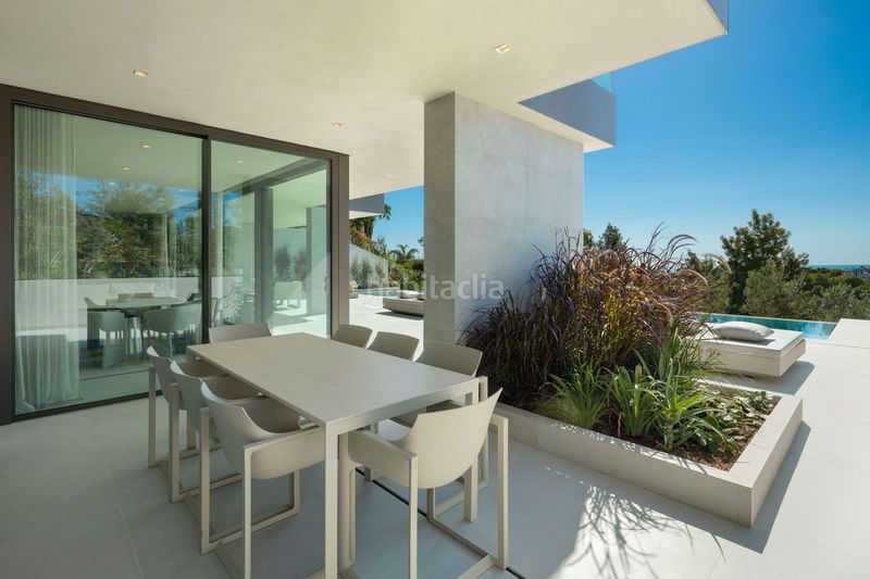 Foto 71ee8d16-fabf-4672-a33e-d7cf13f264f1. Casa amb piscina a Los Flamingos Benahavís