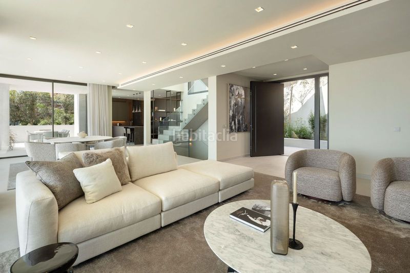 Foto b17e9913-64f8-42fa-9d82-2d00aa4dbce0. Casa amb piscina a Los Flamingos Benahavís