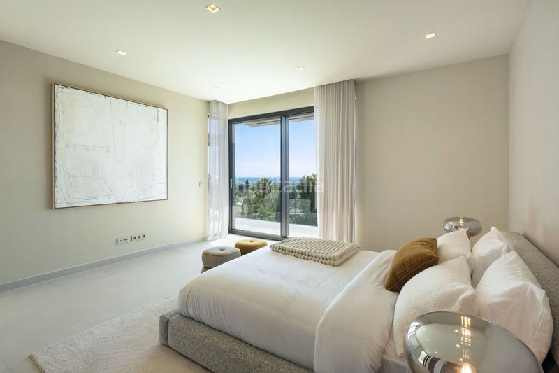 Foto c7ad81e2-0018-4f78-941b-3b942dbf70c6. Casa amb piscina a Los Flamingos Benahavís