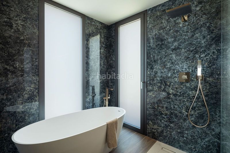 Foto f63d03ae-9d62-42c7-bc52-a6b0c9cacf48. Casa amb piscina a Los Flamingos Benahavís