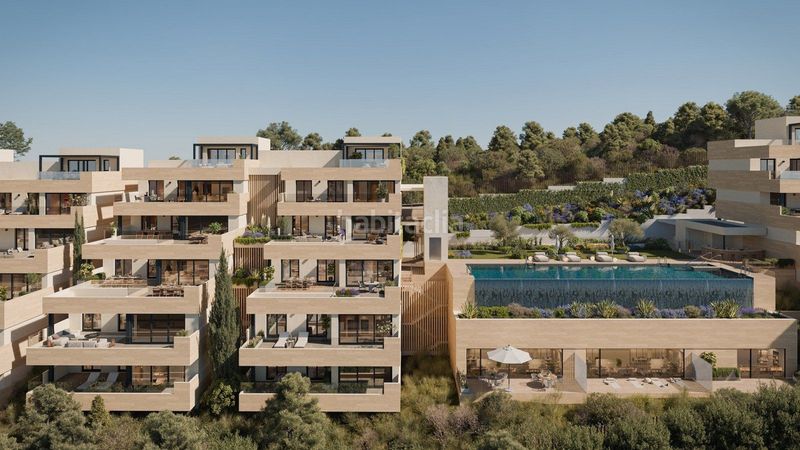 Foto c09b4cbb-d080-4bad-acf6-708c9ab9b599. Apartament amb aparcament piscina a Las Lomas de Río Verde Marbella