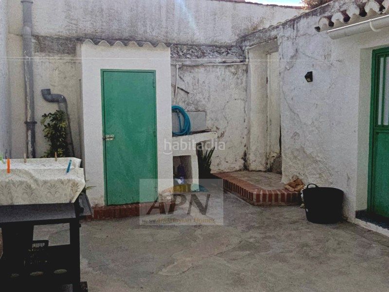Foto eb2afe93-9820-4b5a-8772-142a3bc58957. Masia a Álora