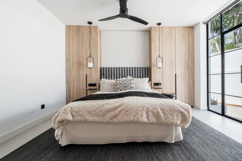 Foto 7e87d1fd-6a39-44b3-8a6d-12ee19b3c60e. Chalet en Divina Pastora Marbella