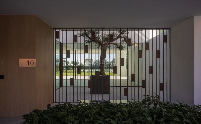 Foto bba1c409-cba4-43fa-9ce0-6e98e7ad8dcf. Casa amb aparcament piscina a Las Lomas de Río Verde Marbella