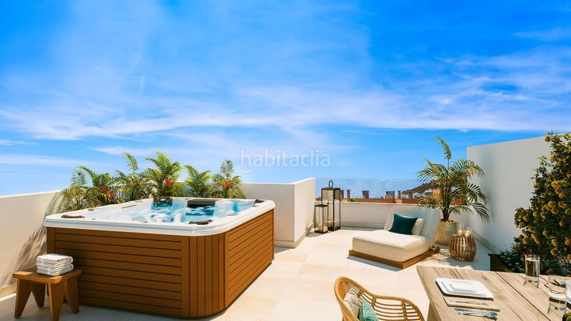 Foto 10c3be9a-b05d-4ef3-9652-4ff9d1e43784. Casa adossada amb aparcament piscina a Manilva pueblo Manilva