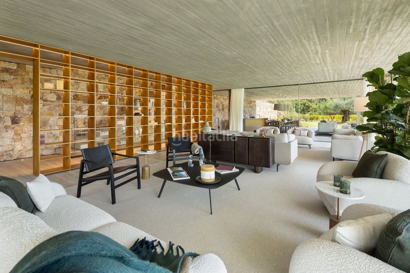 Foto 78aa60ee-0b92-4ca9-abf0-736dfa9b503c. Casa amb aparcament piscina a La Zagaleta Benahavís