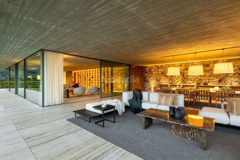 Foto 8427964a-11e8-42c9-bfba-197ef48c974a. Casa amb aparcament piscina a La Zagaleta Benahavís