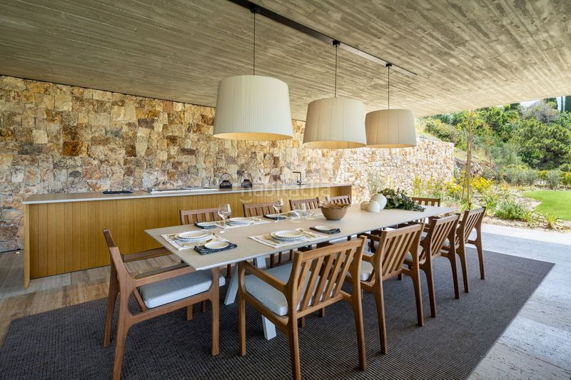 Foto d2e7a062-b7d3-489d-9db8-ede8dedf49a8. Casa amb aparcament piscina a La Zagaleta Benahavís