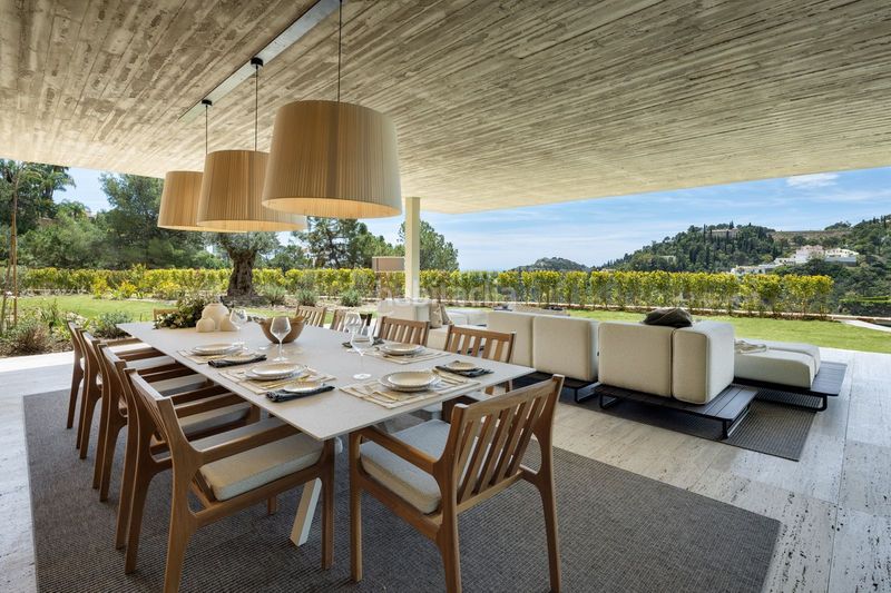 Foto d6135b1c-cd29-4ee8-abb7-ea514d794d22. Casa amb aparcament piscina a La Zagaleta Benahavís