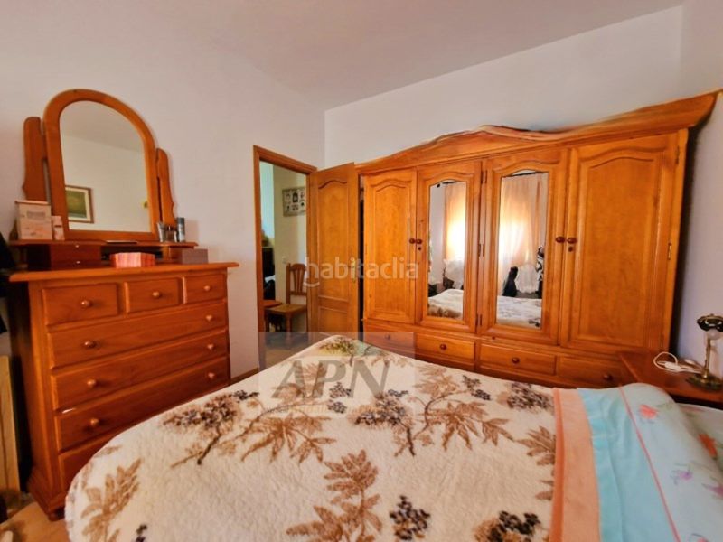 Foto 457b297a-9189-4821-85bf-d81e6f548a0c. Casa adossada a Álora