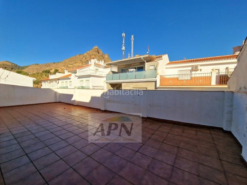 Foto 947f6672-3184-4ea8-a3b1-54e5c9b82b50. Casa adossada a Álora