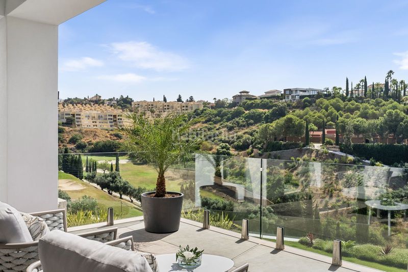 Foto 1f815eef-e0d3-4ad2-91ff-98950893638b. Casa amb aparcament piscina a Los Flamingos Benahavís