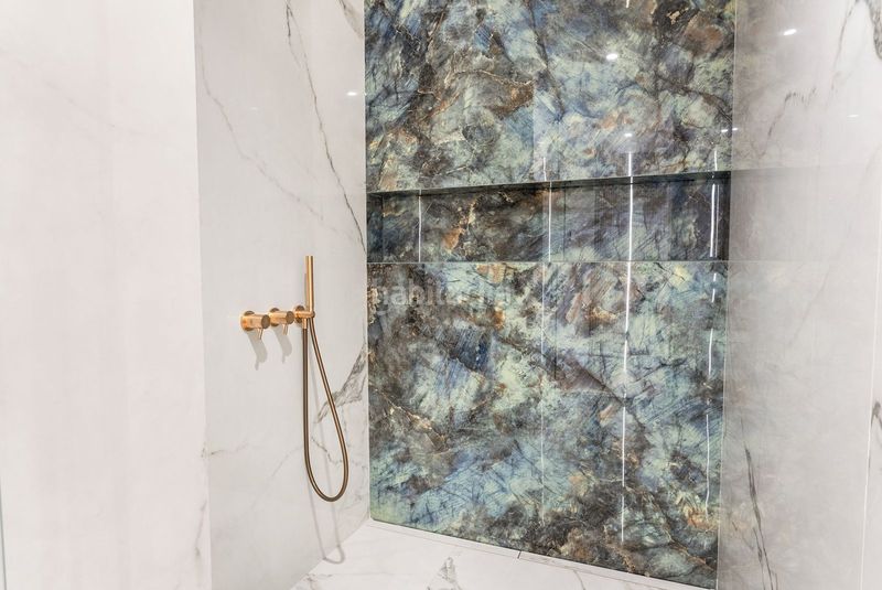 Foto 8a5c1233-8a6a-4dd5-a0fe-045df3482b56. Casa amb aparcament piscina a Los Flamingos Benahavís