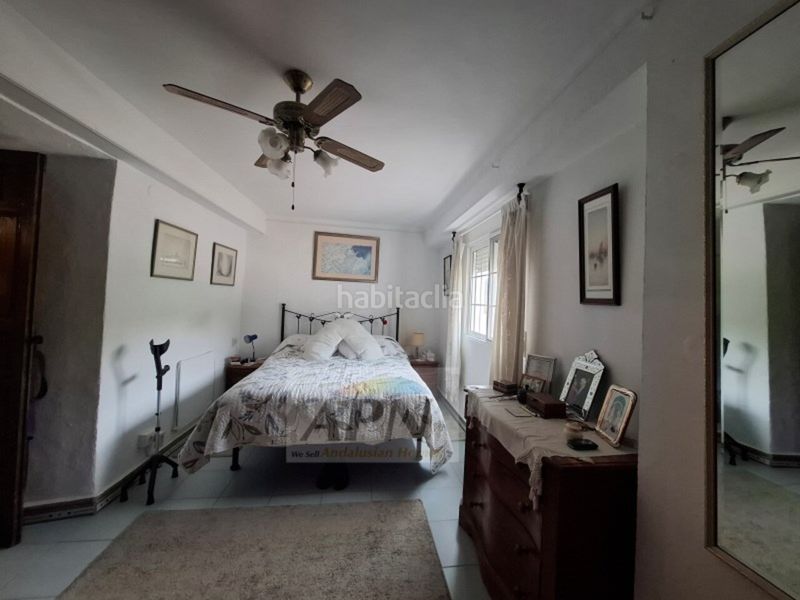 Foto ce8d4767-ccf8-4982-84a3-c8390c2c352e. Casa adossada a Álora