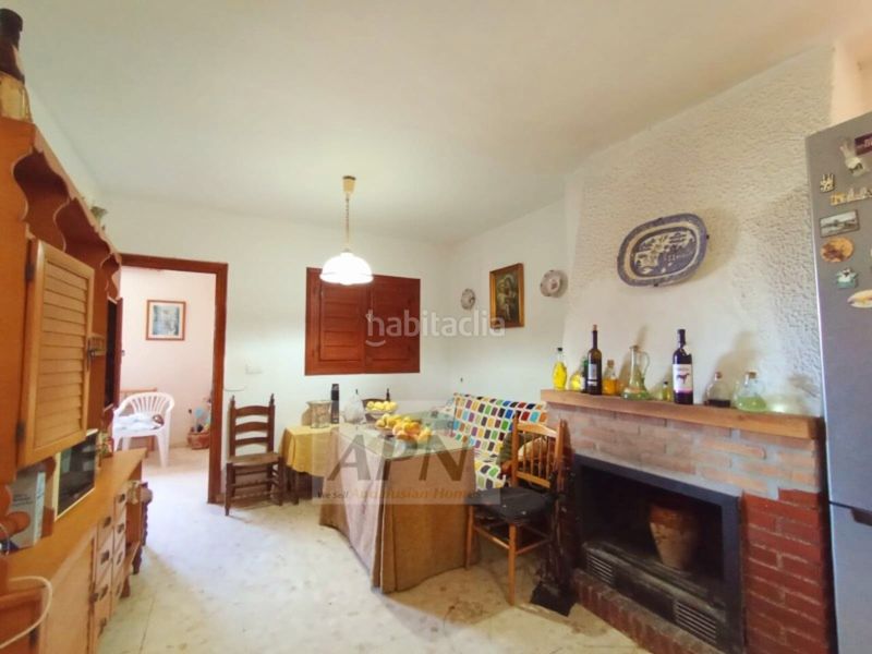Foto d36633e9-6fd8-4e42-9c9d-93ef0d684d7e. Masia a Álora