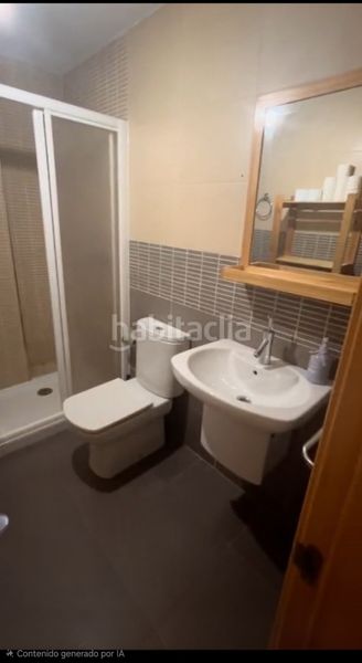 Foto d1547a37-e597-4be2-bfcb-74ff11e71a10. Apartament amb calefacció aparcament a Olías del Rey