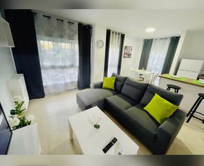 Miete Appartement  Calle virgen chica