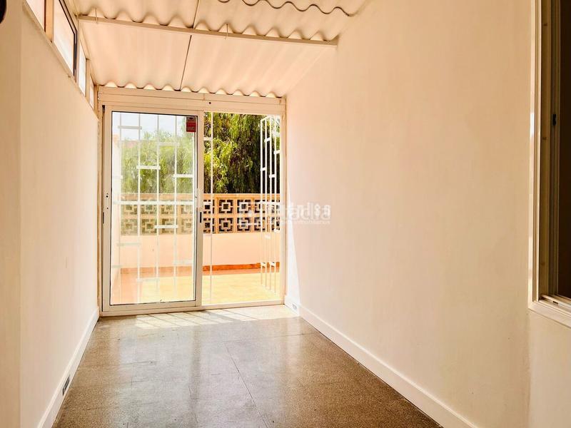 Foto a16e60a7-c40a-43eb-a352-a130915f1e86. Piso  en venta en Añaza, . en Añaza Santa Cruz de Tenerife