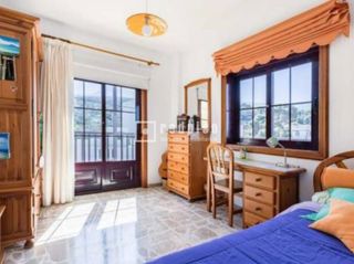 Casa  Los menceyes. Oportunidad única de comprar un edificio con varias viviendas en