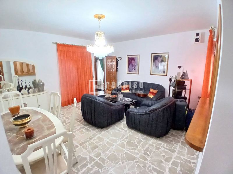 Foto c5c36cc6-a3a9-411d-aa9e-71a49a19b986. Casa amb aparcament a Buen Paso - La Mancha Icod de los Vinos
