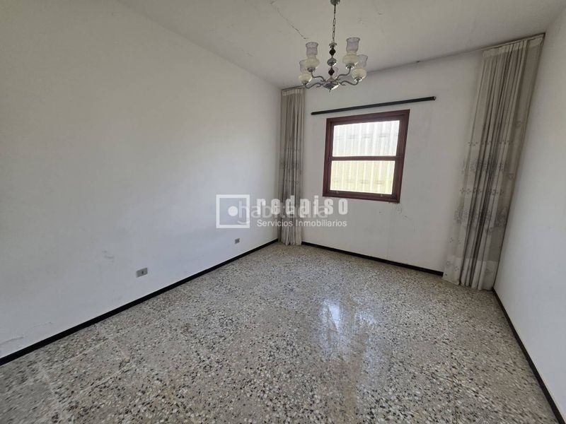 Foto e961679c-e3f3-40d8-af25-ff64dbeec3d7. Casa in Centro Güímar
