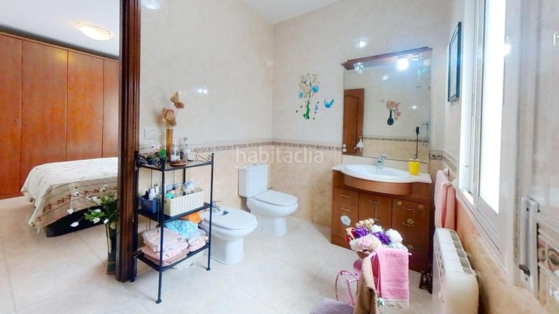 Foto 1dd8b2f3-dd27-4c17-9c2d-28f84b5cb30d. Casa adossada amb calefacció aparcament a Calafell poble Calafell