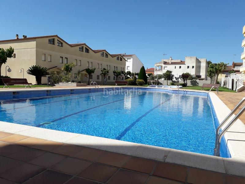 Foto d85c47a9-9816-4a1f-bacd-43587c5b5f44. Casa adossada amb aparcament piscina a Clarà Torredembarra