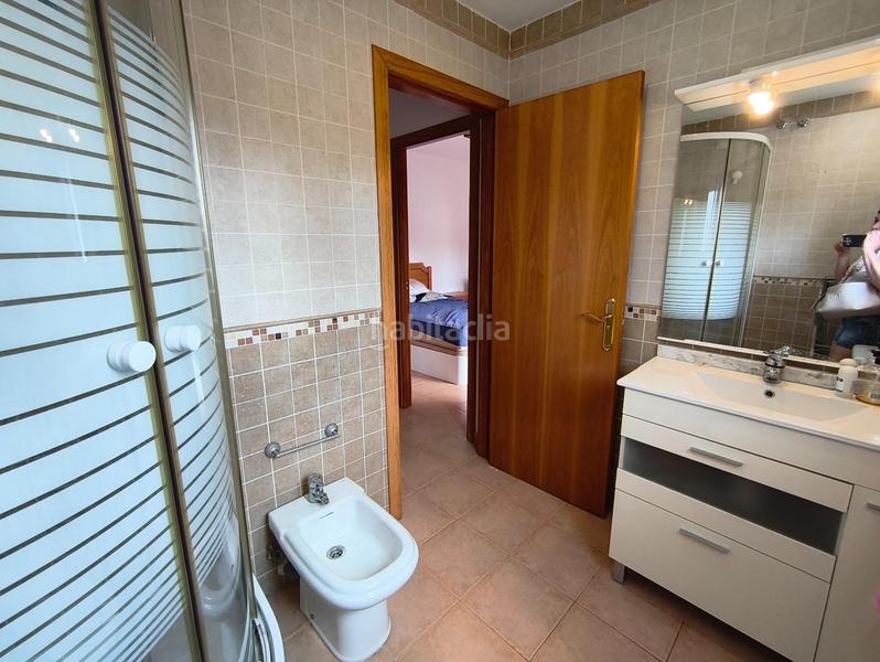 Foto c01bef96-2cf3-4c37-b496-4c1e6961f8de. Casa pareada casa adosada en venta con rentabilidad neta 5 en Montferri