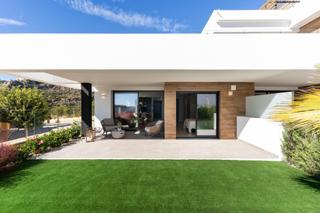 Apartament  Carretera la cala. Lujo y naturaleza en este apartamento con jardín en la costa bla