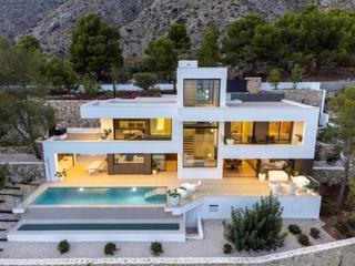 Chalet  Calle baja-s.a. ii. Exclusividad, privacidad y vistas ininterrumpidas al mar