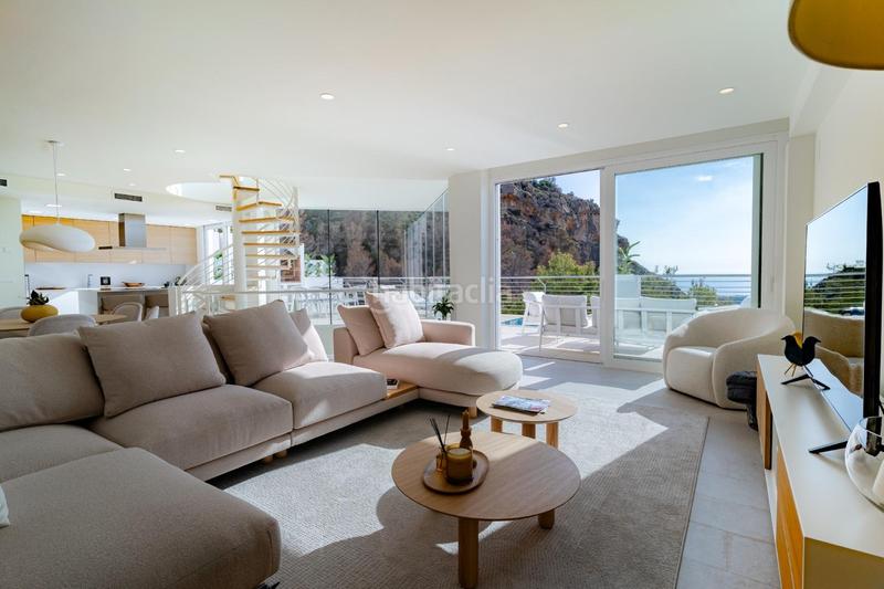 Foto 2b151cf5-3439-4f5d-b702-52497f4f8435. Chalet refugio mediterráneo de alto standing con estilo y luz en Altea